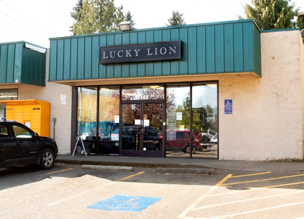 exterior photo of Sandy dispensary
