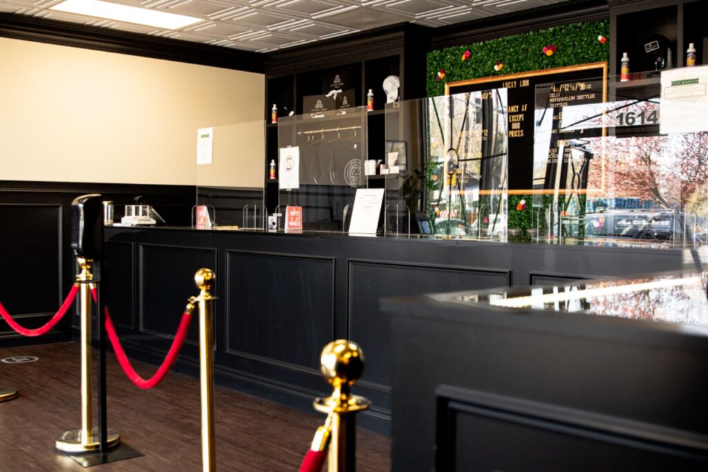 interior photo of Sandy dispensary